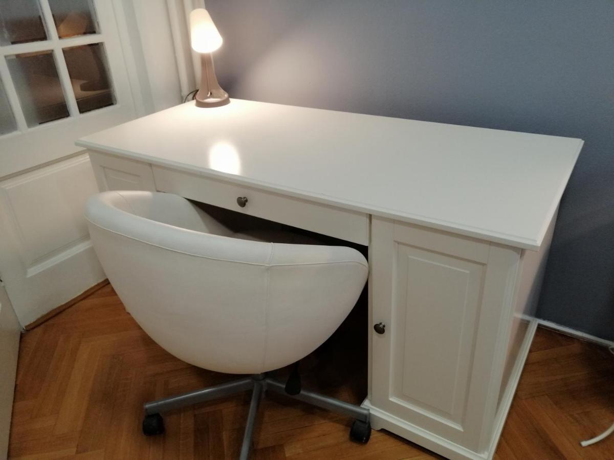 Filinhome Zmaj Jovina Suite Нови Сад Екстериор снимка